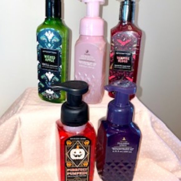 NWT 5 Halloween Soaps - Picture 2 of 8